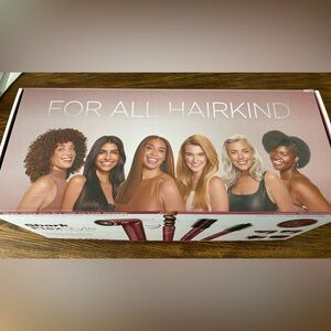 Air Styling & Drying System - Limited Edition Black Cherry (with storage case)